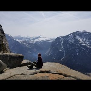 Meet your Posher, Cassandra